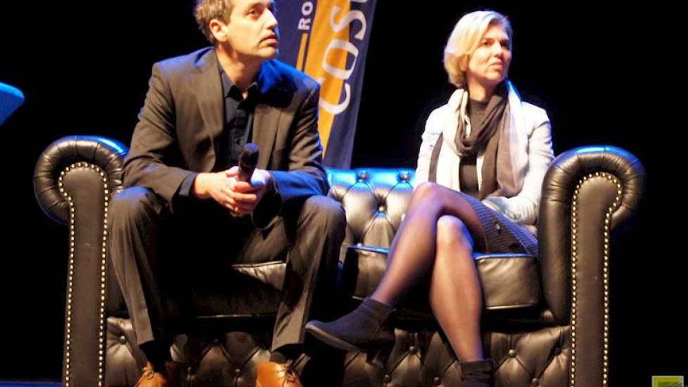 Mark Swinnen en Mirjam Huysmans presenteerden op de Cosun Jongerendag 2016 de samenwerking tussen Suiker Unie en Coca-Cola op duurzaamheidsgebied.