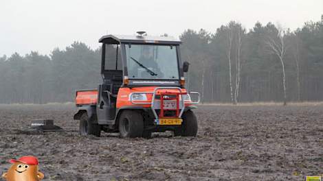 Door het inmeten van percelen met Kubota met Real Time Kinematic (RTK) kan Van den Borne aardappelen precisielandbouw in de praktijk brengen.