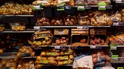 Het nieuwe aardappelschap van Albert Heijn biedt onder meer meer keuze in kleinverpakkingen en de verkoop van losse aardappelen.