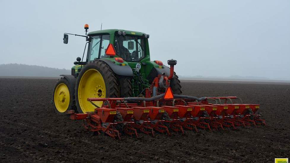 Bieten+zaaien+op+haar+na+gevild%3B+flinke+achterstand+in+Oost-Brabant+en+Limburg+%26%23124%3B+Akkerwijzer.nl