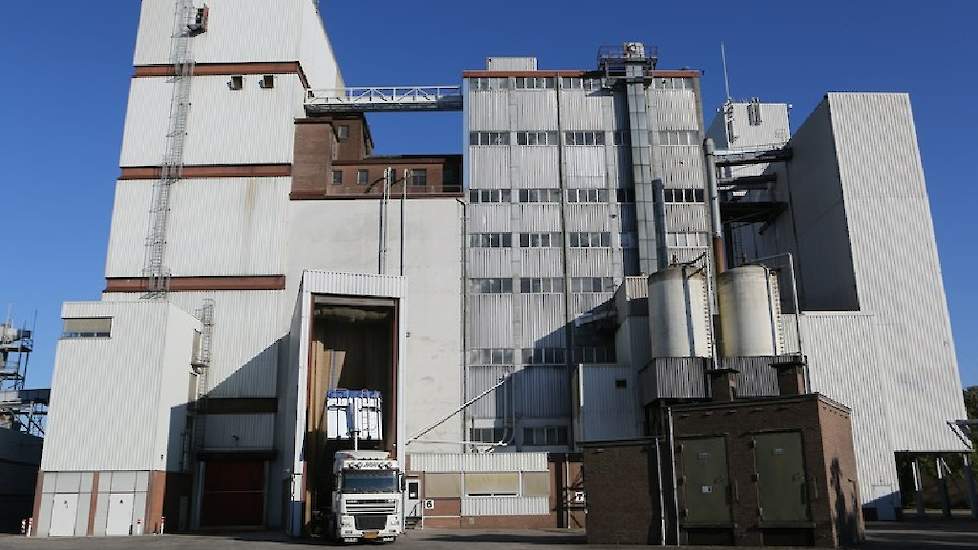 De pluimveevoerfabriek van AgruniekRijnvallei in Barneveld.