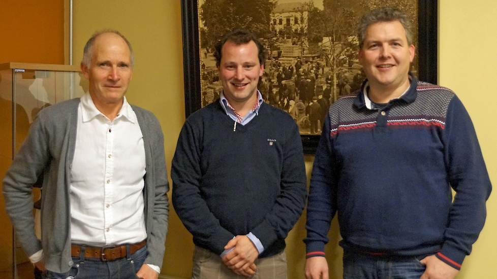Het nieuwe bestuur van Novi-Pluim (van links naar rechts) Jos van Uden uit Geffen, Jurjën Kuipers uit Dalfsen en Twan Engelen uit Someren.