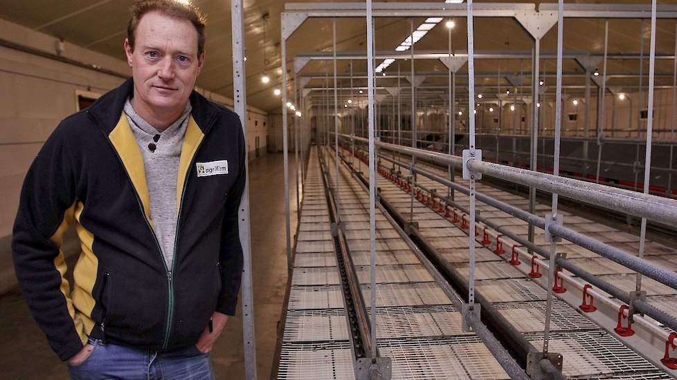 Leghennenhouder Ben Janssen vindt dat de aanpak van hoogpathogene vogelgriep rigoureus anders moet.