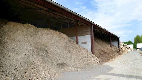 ForFarmers gaat een biomassacentrale in Lochem bouwen, die in nagenoeg de gehele elektriciteitsbehoefte van de fabriek in Lochem zal voorzien.