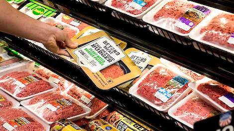 In de Verenigde Staten is een snel stijgende belangstelling voor vleesvervangers. Volgens Tyson Foods heeft vleesloos vlees binnen 25 jaar een marktaandeel van 20 procent.