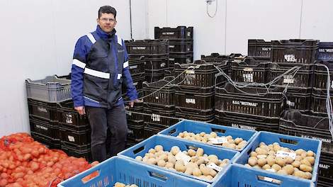 Marcel Tramper merkt dat middelenproducenten hard werken aan nieuwe toelatingen voor kiemremmers in de aardappelbewaring.