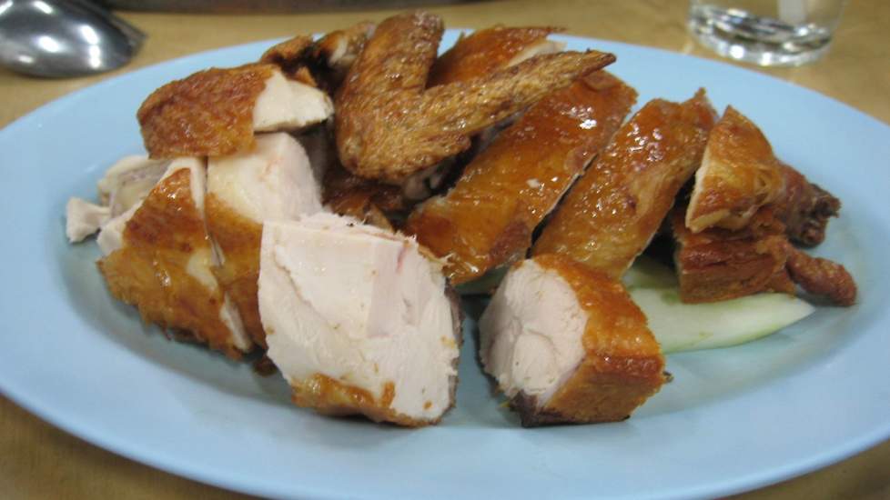 Dankzij de Mercosur-deal komt de voedselveiligheid in de EU het geding omdat Braziliaanse kip veel vaker besmet is met salmonella dan Europese kip. Dat stelt Avec, de Europese overkoepelende organisatie van de pluimveeverwerkende industrie.