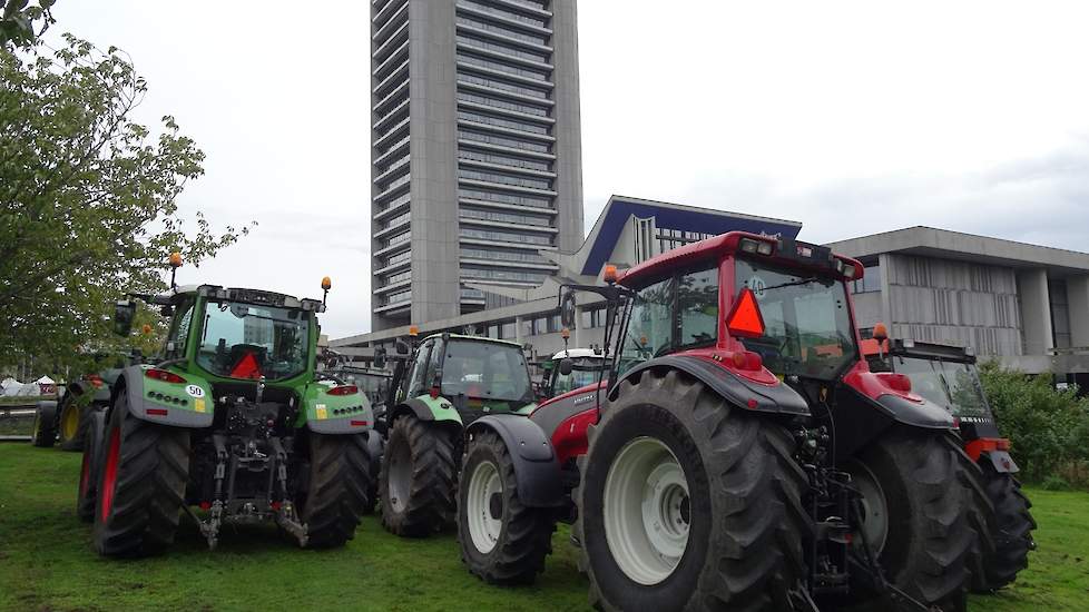 Protesterende boeren bij provinciehuis Noord-Brabant, vorig jaar.