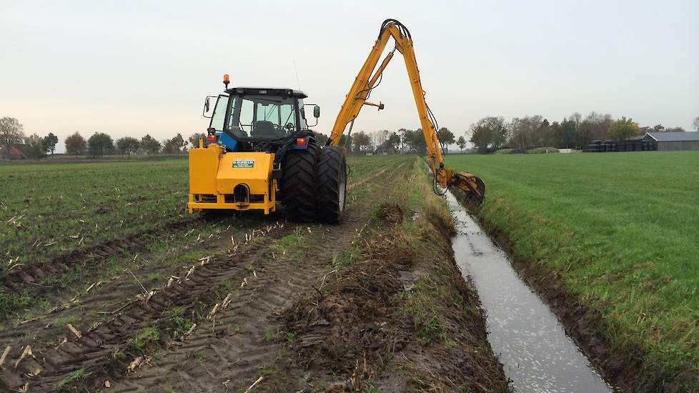 De NVWA vermoedt al langer dat het verspreiden van slootbagger op een perceel een besmettingsbron voor bruinrot kan zijn.