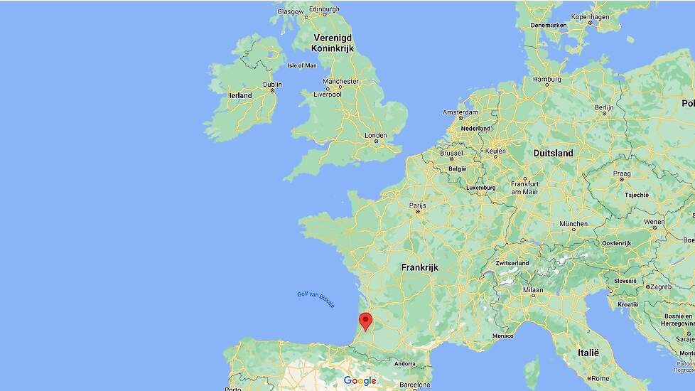 In het departement Landes (rode punt op de kaart) in het zuidwesten van Frankrijk zijn al 48 uitbraken van hoog pathogene vogelgriep vastgesteld.
