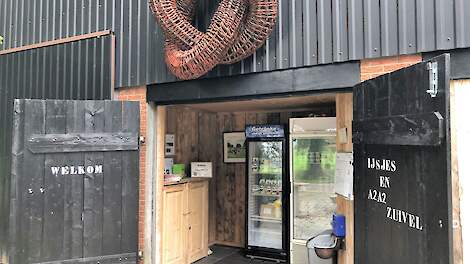 Afbeelding van het zuivelverkooppunt van melkveehouderij Bonthuis in Zenderen (OV) ter illustratie.