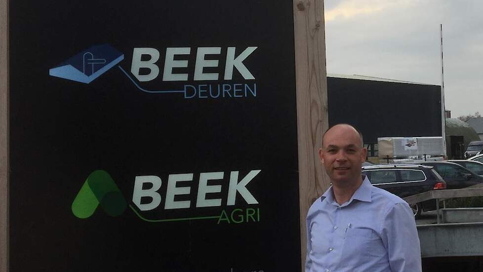 Tonny Cattier werkt met ingang van 1 maart als verkoopadviseur voor stallenbouwer en stalinrichter Beek Agri en Beek Montage in Wekerom (GD).