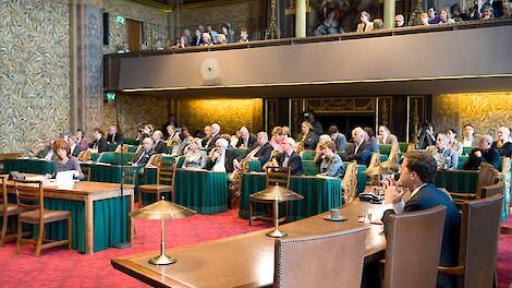 Vergadering in de Eerste Kamer, in pre-corona tijden.