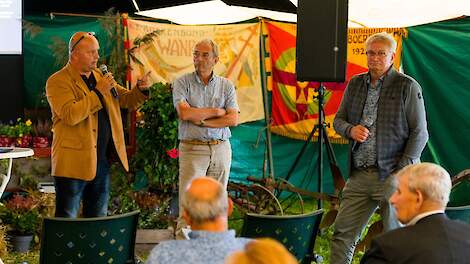 De paneldiscussie op het feest van 125 jaar ZLTO Land van Cuijk: v.l.n.r. Mark Soetman, Noud van Vught en Martin Scholten.