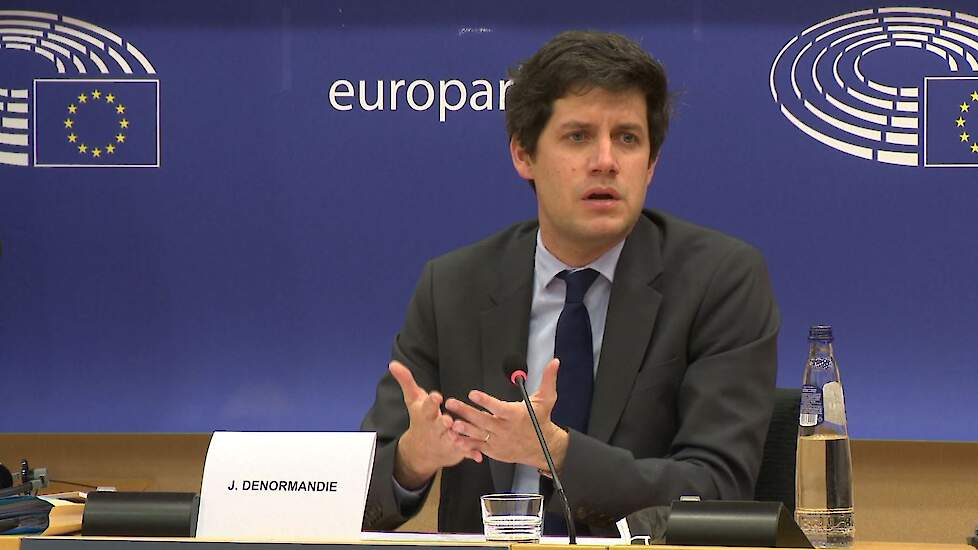 Julien Denormandie, de Franse minister van landbouw, wil dat de Europese normen voor goederen ook gaan gelden voor alle van buiten de EU geïmporteerde landbouwproducten.