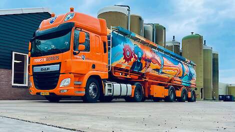 De nieuwe jubileumbulkwagen.