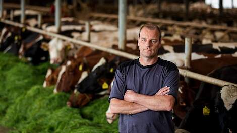 Melkveehouder Arnold Snijder praat met de provincie Drenthe over de gebiedsgerichte aanpak. „De huidige wet biedt geen ruimte om innovaties juridisch houdbaar te maken.”