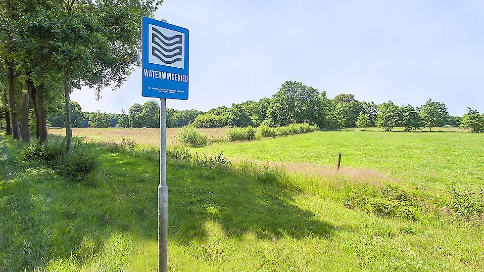 SDW zal de waterbedrijven eerst uitnodigen tot overleg. „Dat is de goedkoopste en snelste weg.”