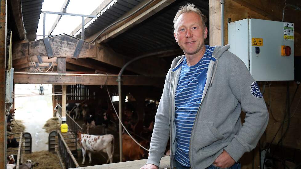 Melkveehouder Arjan Prinsen kreeg recent bezoek van stikstofminister Van der Wal, die positief reageerde op zijn innovaties op het gebied van meten van ammoniakuitstoot in zijn stal.