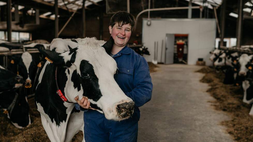 Karakteriseren identificatie Omgeving Lely › Fotoserie: 'Mooi systeem voor boer die graag tussen de koeien is' |  Melkvee.nl - Nieuws en kennis voor de melkveehouder