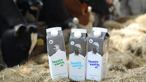 Boeren van Amstel verkoopt op dit moment volle melk, halfvolle melk en volle boerenyoghurt in 200 supermarkten en via bezorgservice Gorillas.