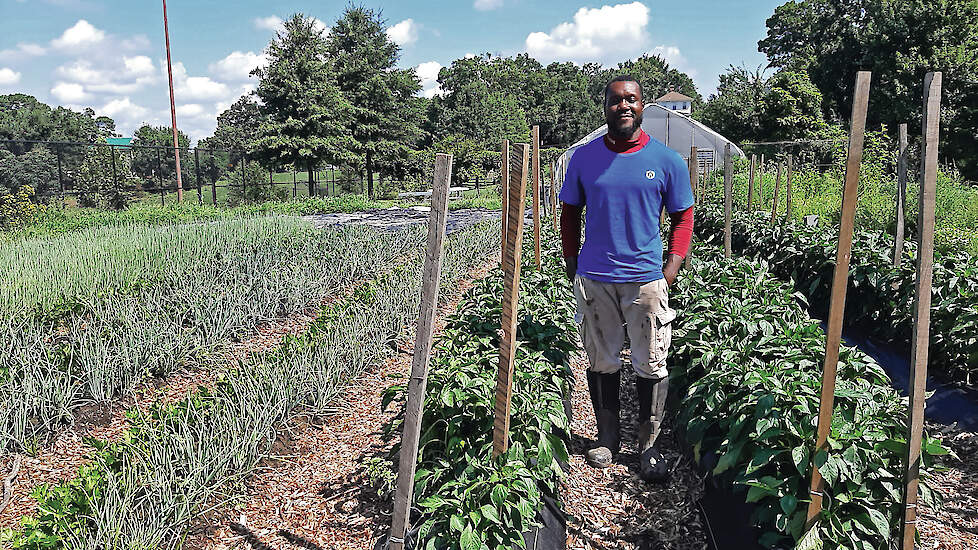 Lewis Taylor is de farm manager van de Urban Farm in Washington DC