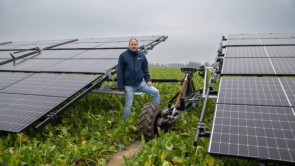 Jacob Jan Dogterom: „Met de mobiele installatie is dubbele benutting van landbouwgrond mogelijk: voor voedselproductie en energieopwekking.”