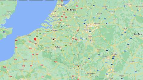 In het Vlaamse Wervik, zie rode punt op de kaart, is woensdag 25 januari een tweede hoog pathogene vogelgriepuitbraak vastgesteld op een pluimveebedrijf.