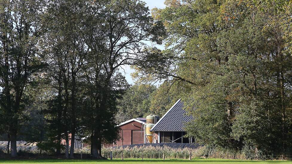 Een boerderij bij een willekeurig Natura 2000-gebied.