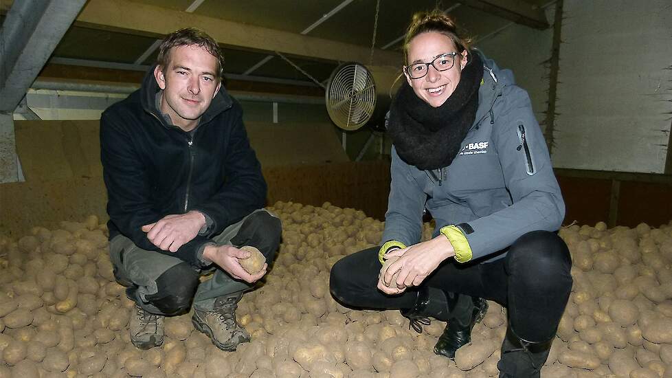 Jan-Willem van der Eijk (teler) en Agnita Wammes (BASF)