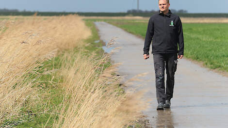 Divers en gezond bodemleven is voor Jan Kloppenburg het uitgangspunt van de teelt.