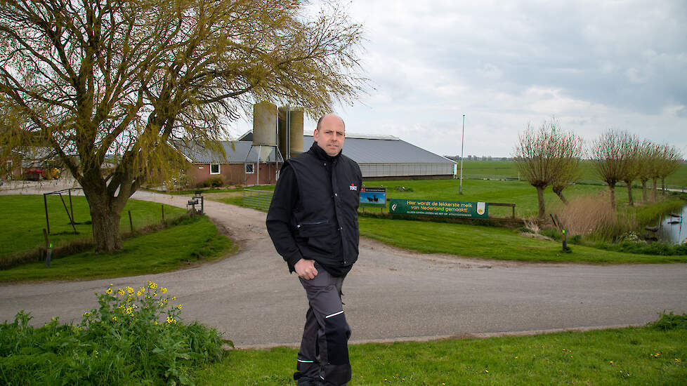 Dennis Smit en zijn gezin verkassen naar een boerderij 3,5 kilometer verderop. „We verlaten de mooiste plek van Nederland.”