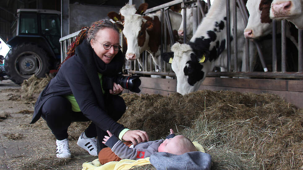 Erika Klein Kranenbarg portretteerde boerenzoons en boerendochters, ook piepjonge.