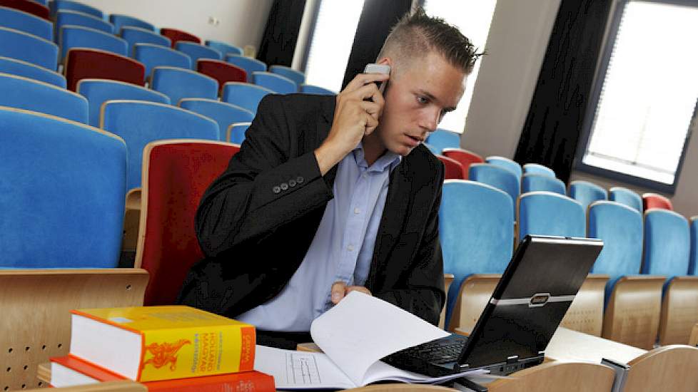 Rob Tettero heeft aan de Hogeschool HAS Den Bosch begeleiding gekregen bij het opzetten van zijn vleesvarkensbedrijf in Hongarije.