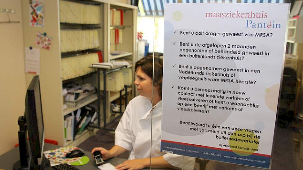 De ziekenhuizen bepalen zelf hoe ze omgaan met MRSA.