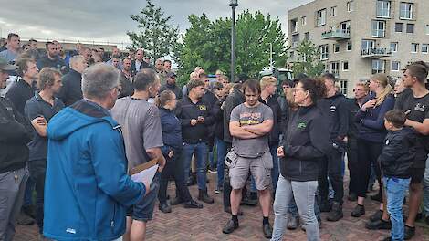 Boeren in gesprek met de lokale CDA-fractie.