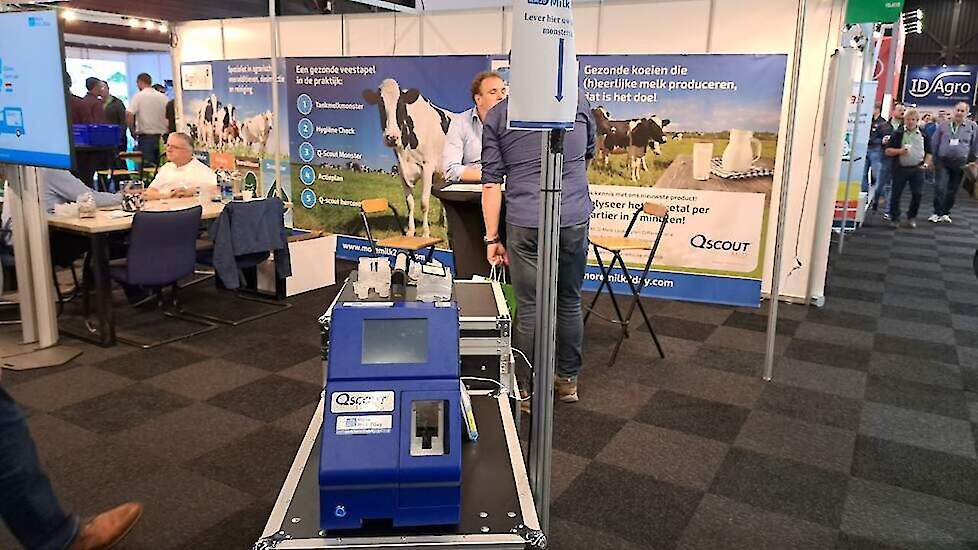 MoreMilk2Day met de Qscout op de beurs in Hardenberg.