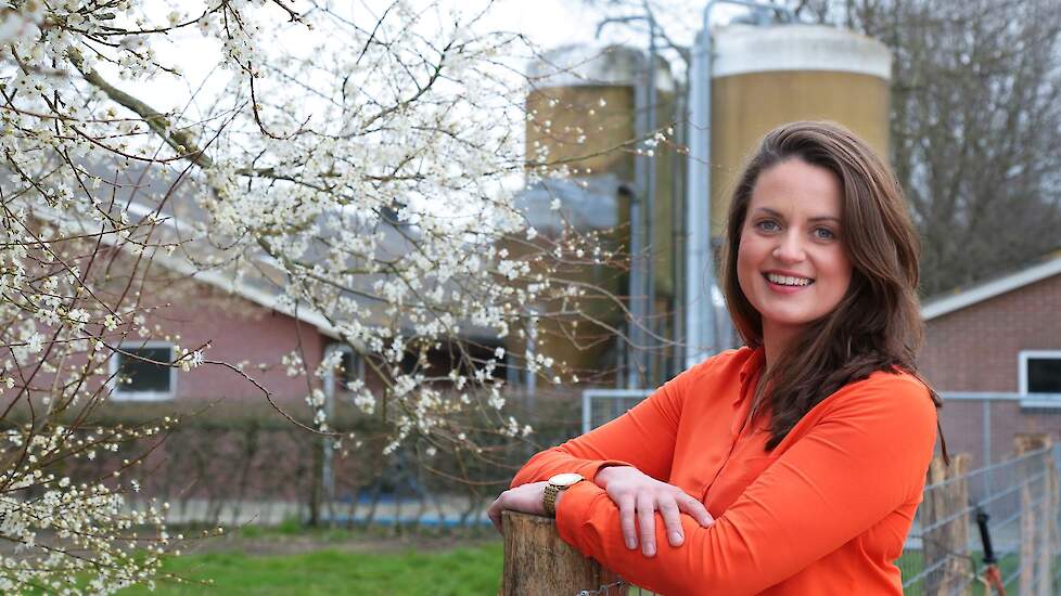 Biologisch leghennenhouder Anja Henken vraagt zich af of we geen robuustere kip moeten fokken.