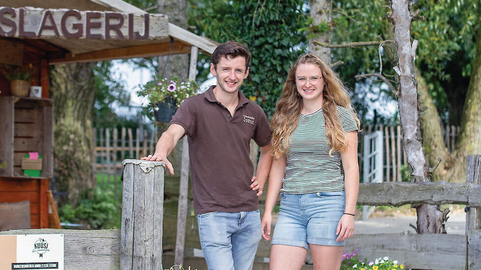 Varkenshoederij De Kuusj van Joshua en Amy is binnen 7 jaar gegroeid van 3 naar ruim 100 varkens.