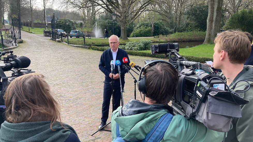 Minister Adema na het klappen van het landbouwakkoord