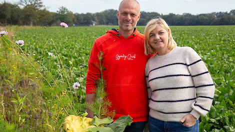 Henkjan ten Kate en Brenda Benak sleepten dit jaar de titel Het Sterkste Erf van Nederland binnen. Met de combinatie van sectoren en de sterke binding met het dorp als basis.