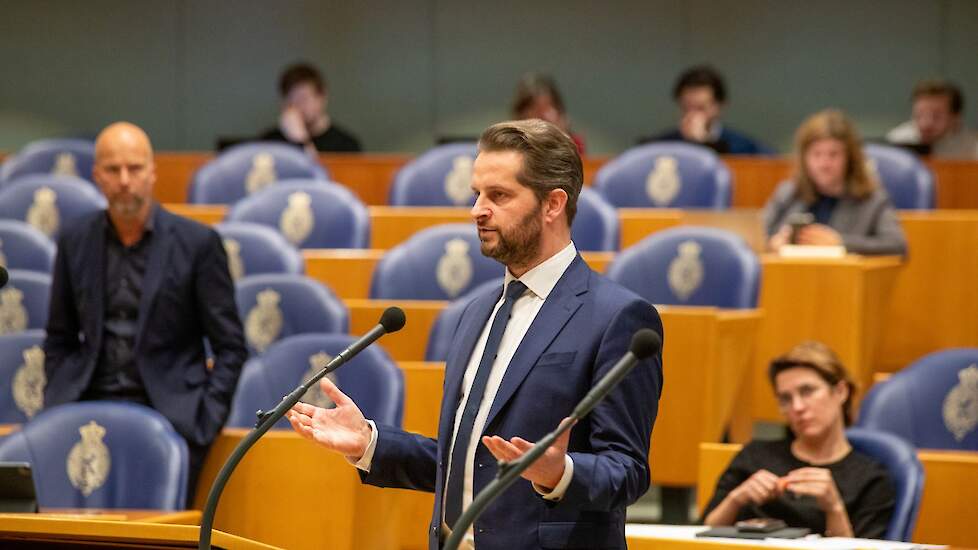 Tweede Kamerlid André Flach van de SGP (foto) nam het voortouw voor de motie, mede naar aanleiding van het onderzoek van de redactie van Agrio rondom het Aamsveen.