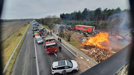 boerenprotest op snelweg in België.