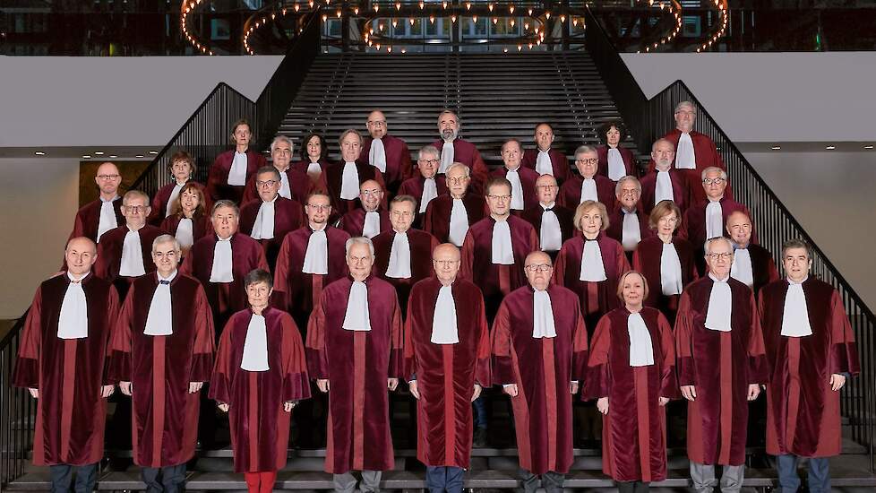De leden van het Hof van Justitie in 2022.