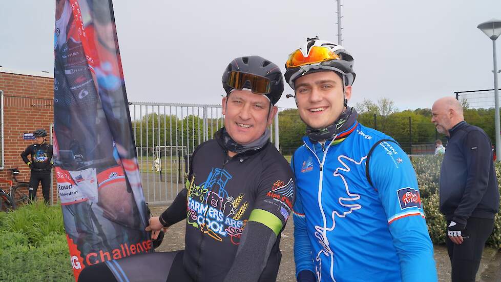 Marc (links) en Loek van der Locht bij de BIG Challenge training op 20 april 2024 in Milsbeek