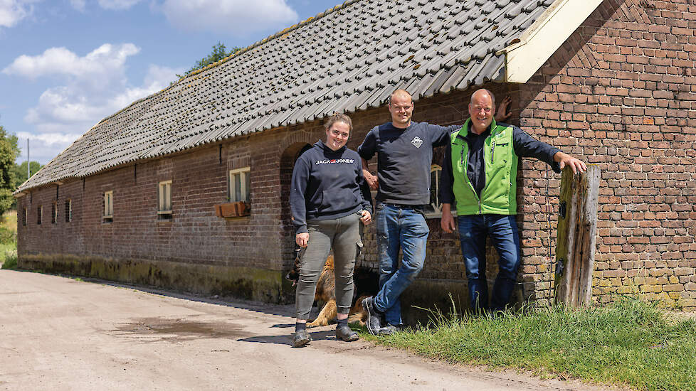 Edwin Sengers boert met respect voor de historie en met de enthousiaste inbreng van de nieuwe generatie Hanneke en Thijs.