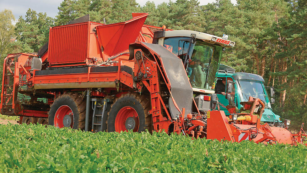 De ster van de show was de Xerion 3000 met opgebouwde Holmer-bietenrooier. De combinatie is eigendom van Matthias Roters uit Dülmen, een kleine 50 kilometer van Winterswijk.