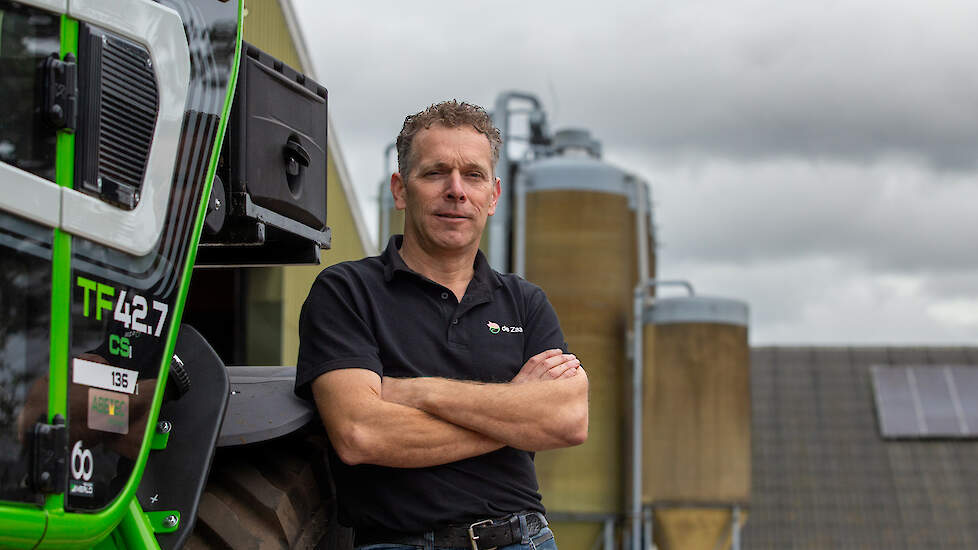 De 55-jarige Erik Geene produceert volgens het 1 ster Beter Leven-keurmerk en huisvest zijn 6.400 vleesvarkens in stallen op de ‘thuisbasis’ Landhorst en in Odiliapeel.