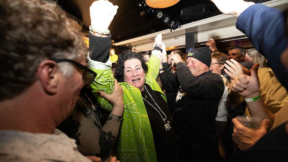 Partijleider Caroline van der Plas tijdens de uitslagenavond van de Provinciale Statenverkiezingen in Bathmen, maart 2023.