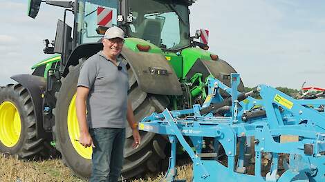 De Lemken Karat intensief cultivator in actie Op zware grond Met toelichting door specialist.